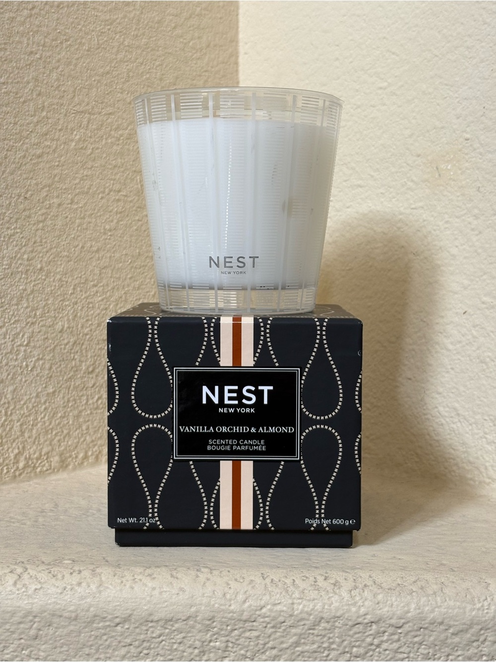 NEST New York Vanilla Orchid & Almond 3 Wick Candle 21oz